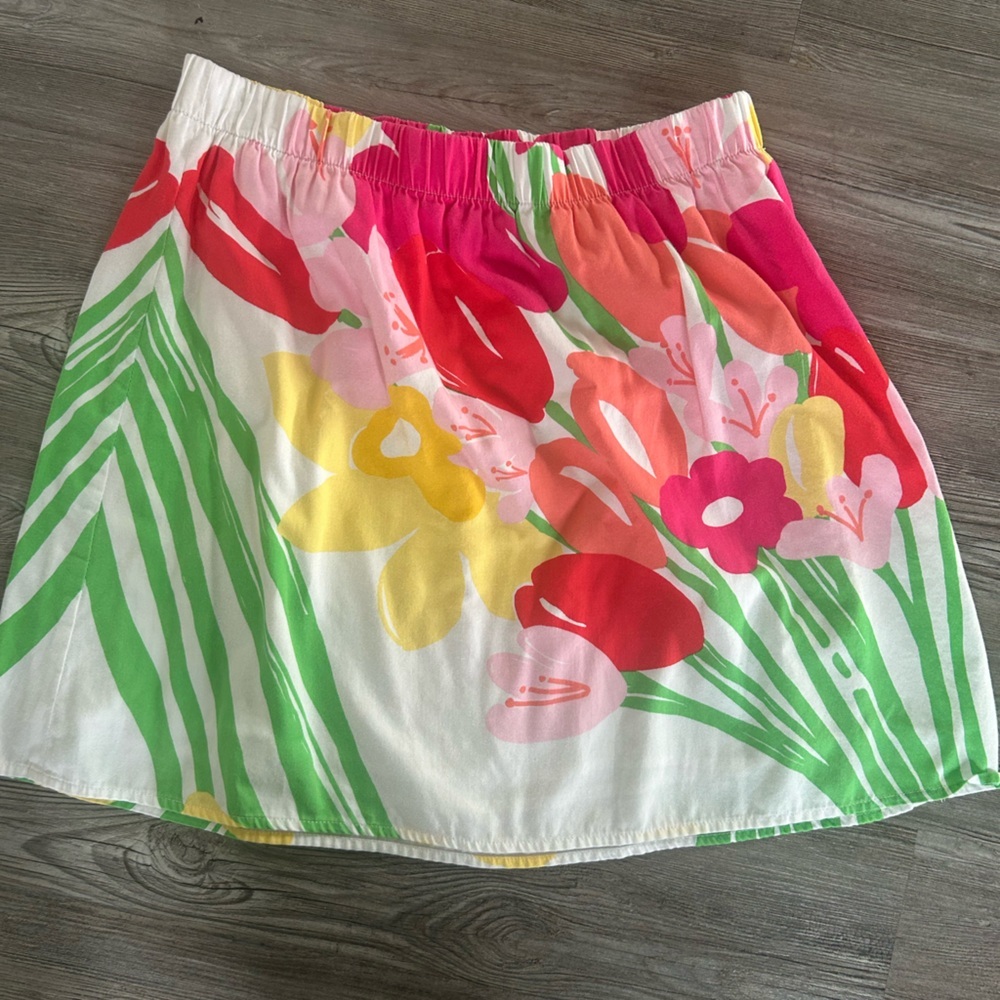 Lilly Pulitzer Vibrant Floral Mini Skirt in White, Pink, Red, Yellow & Green